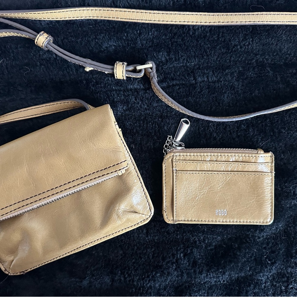 HOBO Tan Leather Crossbody Bag with Card Pouch